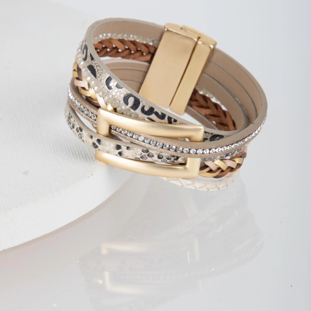 Saachi Animal Inspired Patterned Leather Buckle Bracelet NWT
